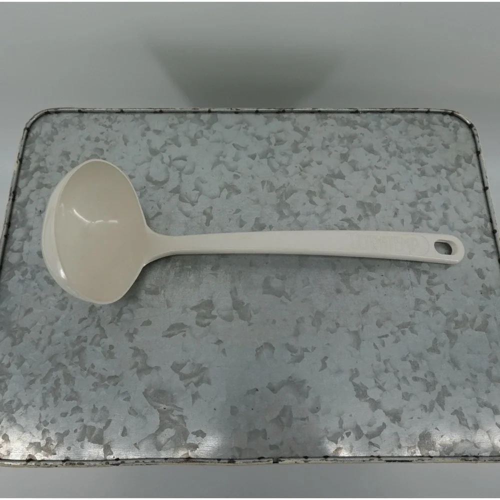 Vintage Ultratemp Soup Ladle Cream Off-White High Heat Resistant Kitchen Utensil